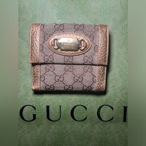 AUTHENTIC vintage GUCCI wallet